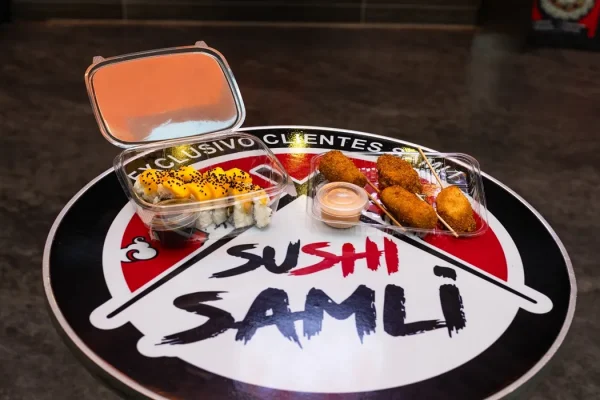 Reyma Emprende x Sushi Samli Galeria 8 Reyma Emprende x Sushi Samli Galeria 8